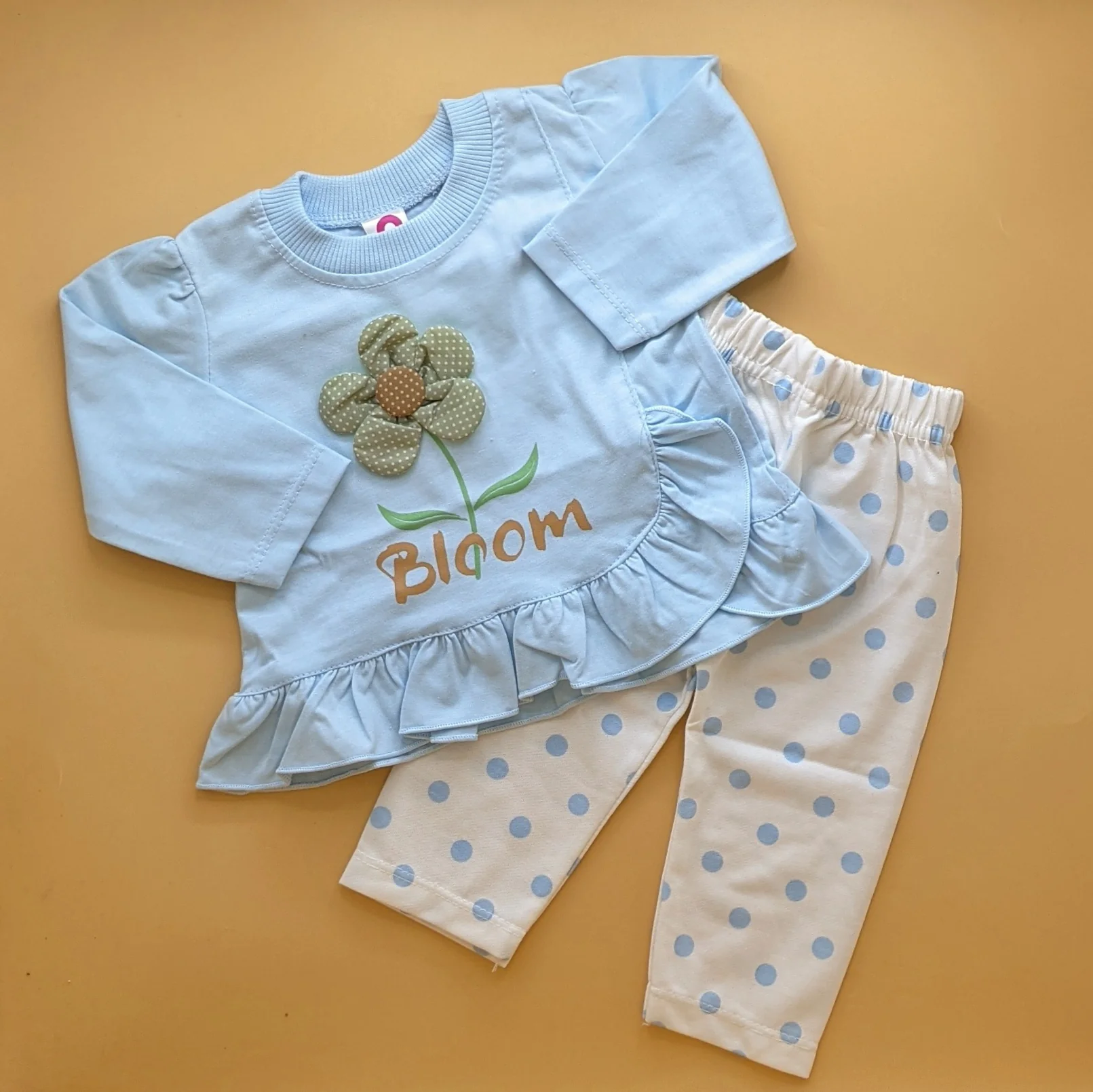 2 Piece Baby Suit - Flower 🌻 - Image 5
