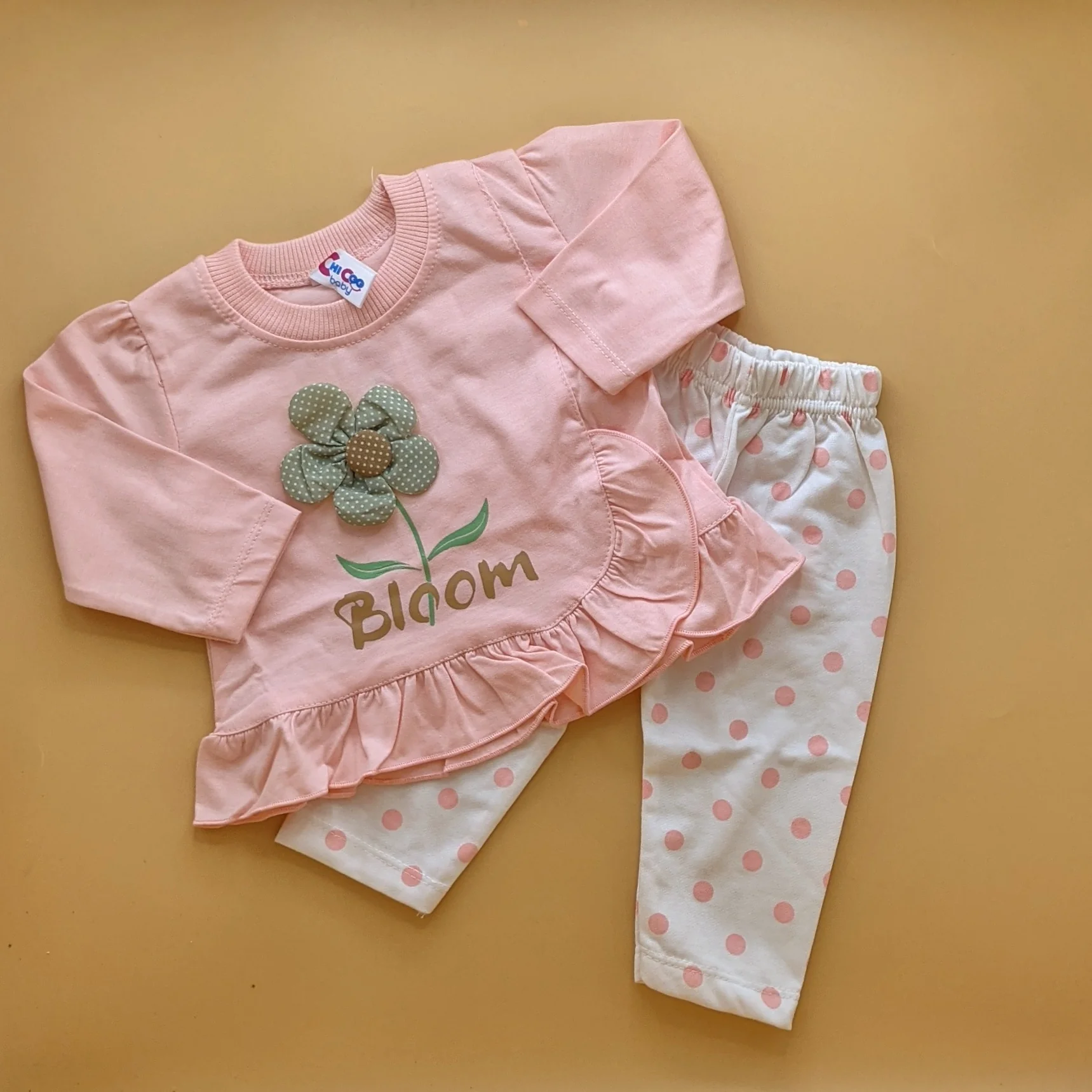 2 Piece Baby Suit - Flower 🌻 - Image 6
