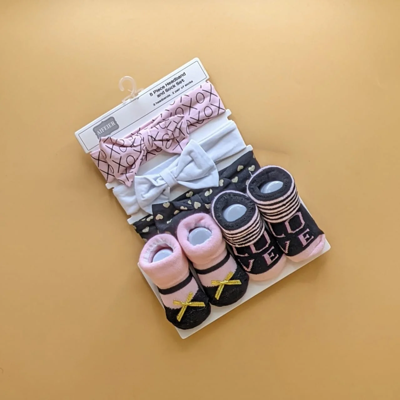 Pack of 3 headbands, & booties set - Image 5